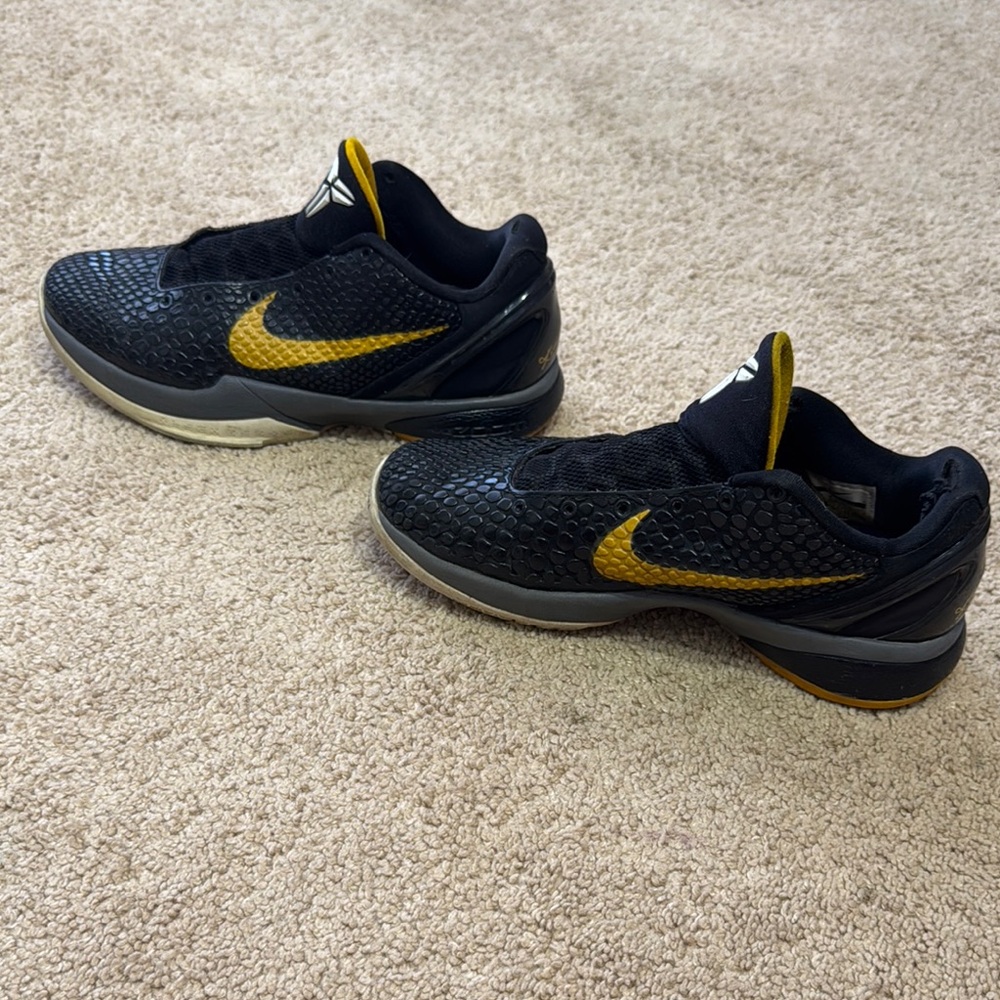 Black and Yellow Kobe Del Sol - Picture 4 of 7